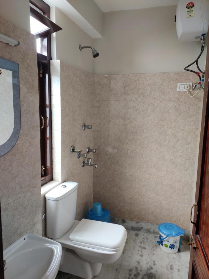 Hotel Zambala Гангток Екстериор снимка