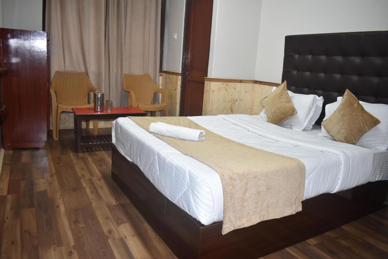 Hotel Zambala Гангток Екстериор снимка