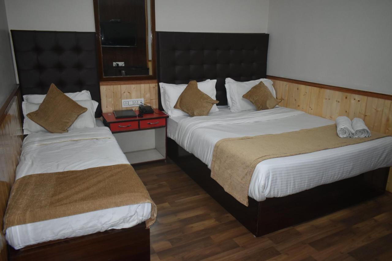 Hotel Zambala Гангток Екстериор снимка