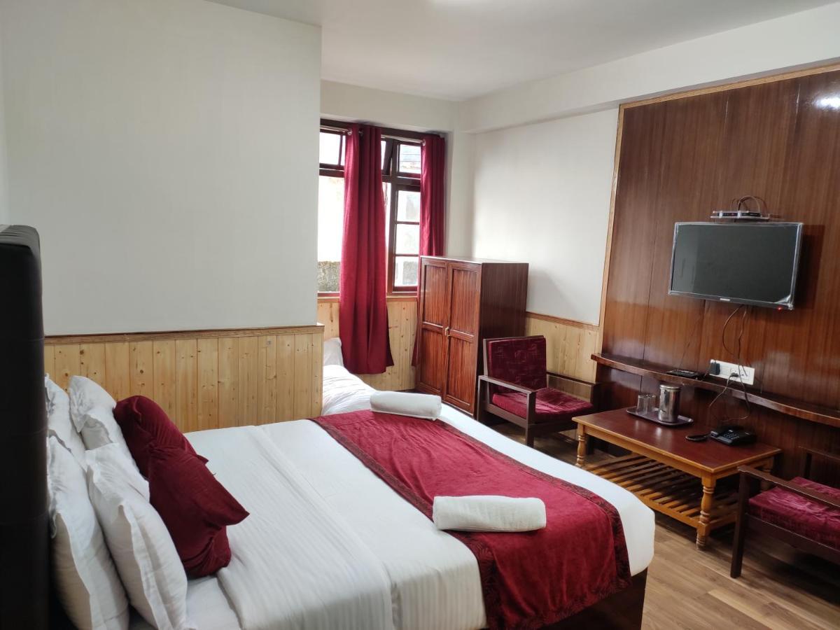 Hotel Zambala Гангток Екстериор снимка